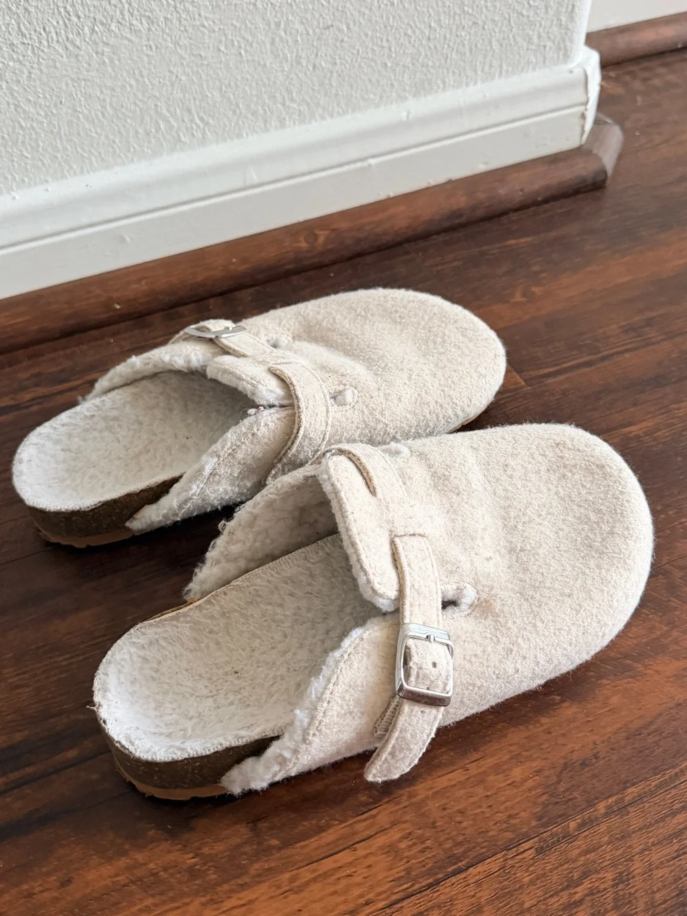 GAP Cream Kids Slip-On Clog with Adjustable Buckle